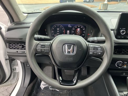 Certified 2025 Honda Accord LX image 20