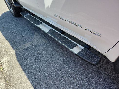 New 2026 GMC Sierra 2500 SLT image 13