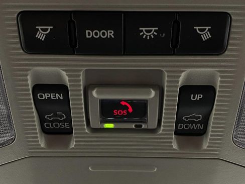 Used 2021 Toyota RAV4 TRD Off-Road w/ TRD Off-Road Weather Package image 27