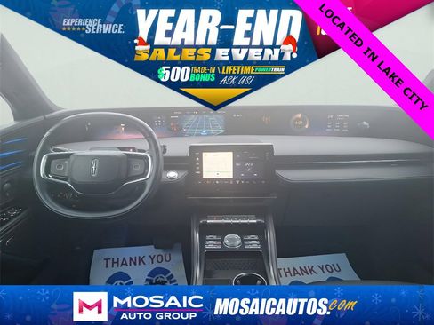 Used 2024 Lincoln Nautilus Reserve w/ Equipment Group 202A image 13