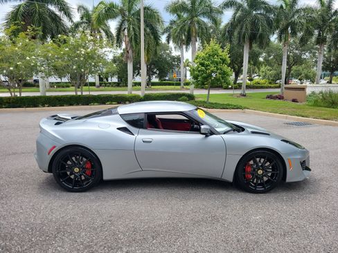 Used 2017 Lotus Evora 400 RWD image 3