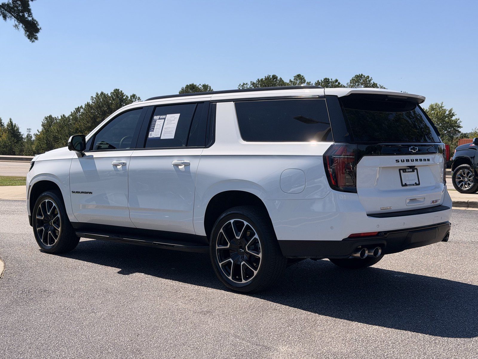 Used 2026 Chevrolet Suburban RST w/ Sun And Tow Package AWD/4WD image 10