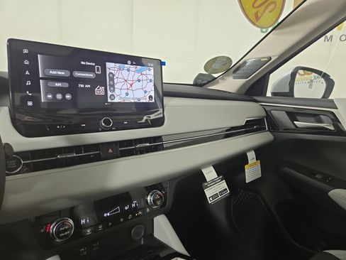 New 2026 Mitsubishi Outlander SE image 23