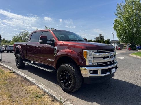 Used 2017 Ford F350 Lariat w/ Lariat Value Package AWD/4WD image 2