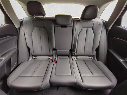 Used 2025 Audi Q5 Premium Plus w/ Premium Plus AWD/4WD image 23