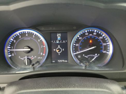 Used 2015 Toyota Highlander Limited FWD image 26