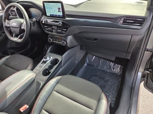 Certified 2025 Ford Escape ST-Line FWD image 16