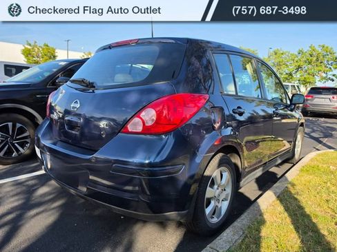 Used 2008 Nissan Versa Hatchback w/ Convenience Pkg FWD image 6