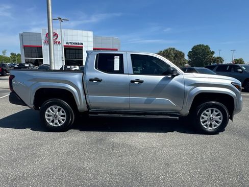 Used 2024 Toyota Tacoma SR image 2