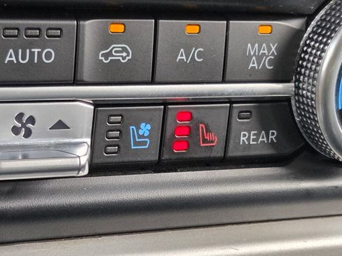 Used 2024 Ford Expedition Max XLT AWD/4WD image 26