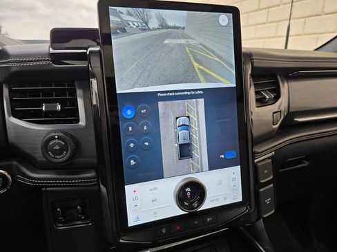 Used 2023 Ford F150 Lightning Platinum image 64