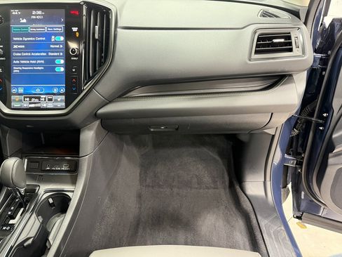 Used 2025 Subaru Ascent Onyx Edition image 26