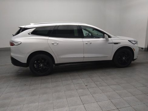 Used 2023 Buick Enclave Essence w/ Sport Touring Edition image 10