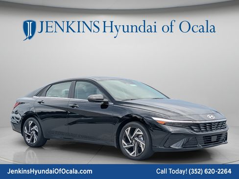 New 2026 Hyundai Elantra Limited FWD image 1
