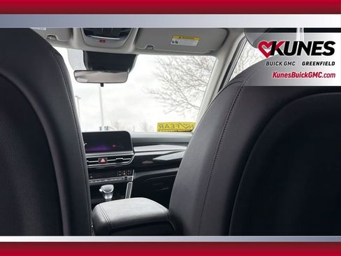 Used 2025 Kia Seltos S image 34