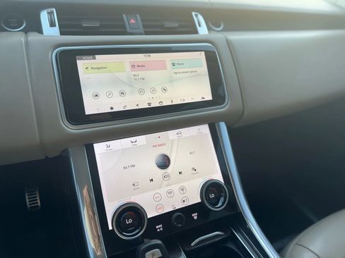 Used 2020 Land Rover Range Rover Sport HSE Dynamic image 34