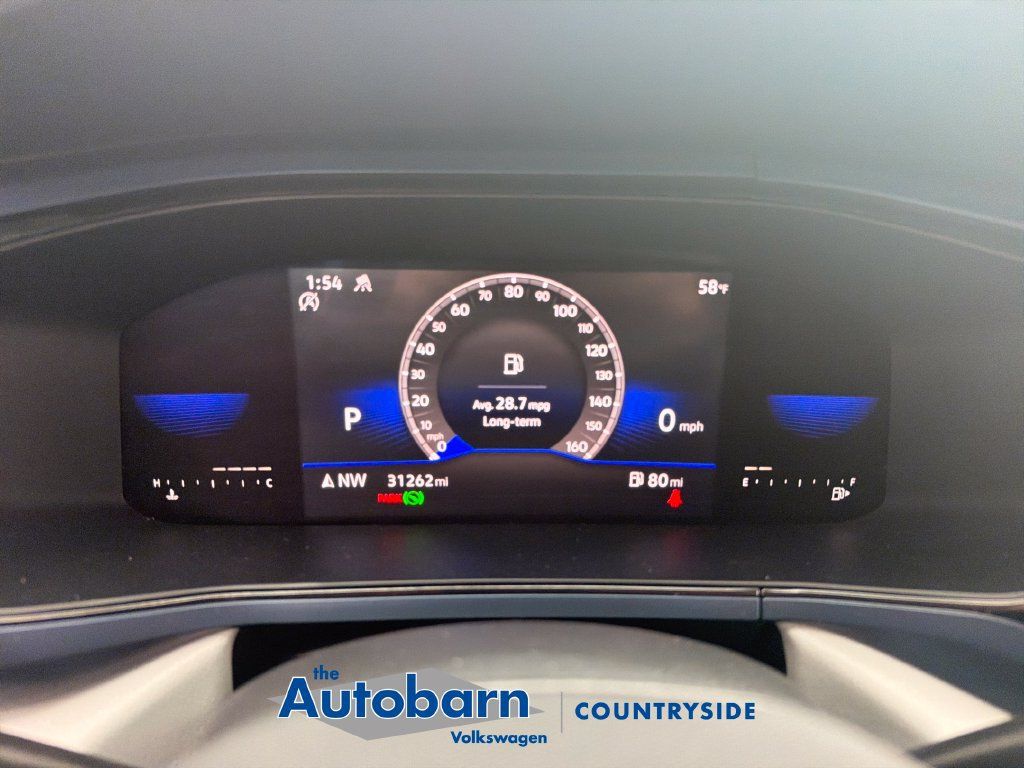 Certified 2023 Volkswagen Taos SE w/ Panoramic Sunroof Package AWD/4WD image 14