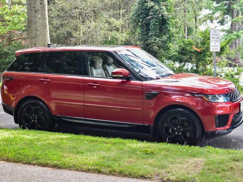 Used 2019 Land Rover Range Rover Sport HSE image 11
