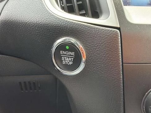 Used 2019 Ford Edge SEL w/ Equipment Group 201A AWD/4WD image 12