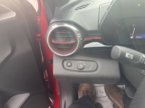 New 2026 Chevrolet Trax RS w/ Driver Confidence Package image 21