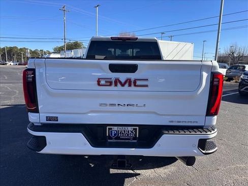 New 2026 GMC Sierra 2500 Denali w/ Denali Reserve Package image 10