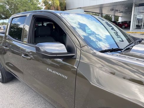 Used 2024 Chevrolet Colorado LT w/ LT Convenience Package III RWD image 14