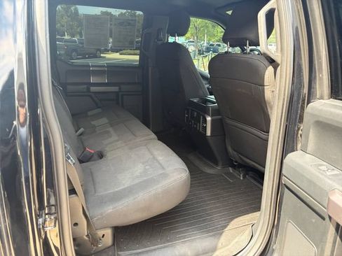 Used 2018 Ford F150 XLT w/ Equipment Group 302A Luxury AWD/4WD image 10