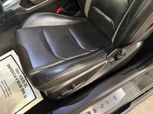 Used 2016 Chevrolet Camaro LT RWD image 31
