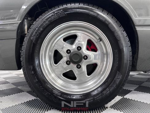 Used 1988 Ford Mustang LX image 12