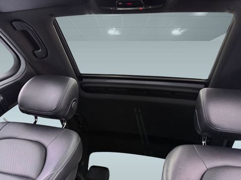 Used 2021 Mercedes-Benz C 300 Sedan image 33