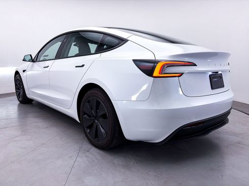 Used 2024 Tesla Model 3 Standard Range RWD image 12