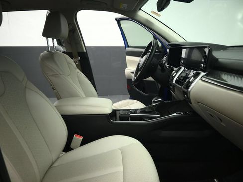 Used 2023 Kia Sorento S w/ Panoramic Sunroof Package FWD image 55