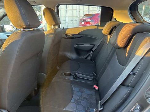 Used 2017 Chevrolet Spark LT image 22