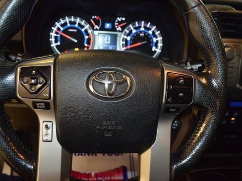 Used 2014 Toyota 4Runner Limited image 18