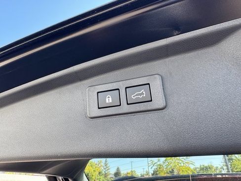 New 2025 Subaru Outback Premium image 14