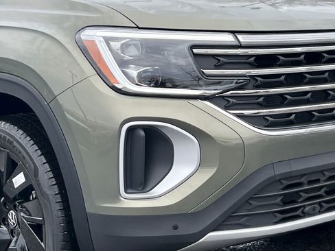 New 2026 Volkswagen Atlas SE image 4