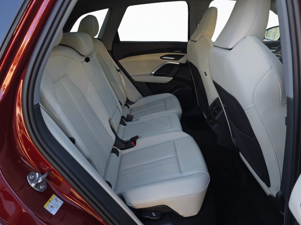 New 2026 Audi Q5 Premium Plus AWD/4WD image 24