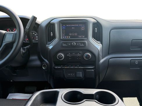 Used 2023 Chevrolet Silverado 1500 Custom image 11