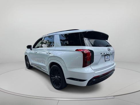 Used 2025 Hyundai Palisade Calligraphy AWD/4WD image 3