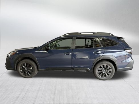 Certified 2025 Subaru Outback Onyx Edition AWD/4WD image 4