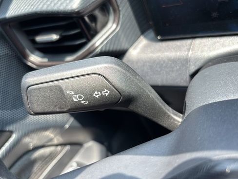 Used 2024 Ford Mustang Coupe RWD image 14