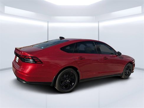 New 2025 Honda Accord SE image 3