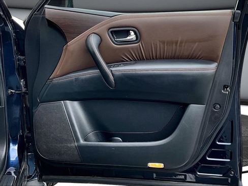 Used 2019 Nissan Armada Platinum w/ Captain's Chairs Package image 27