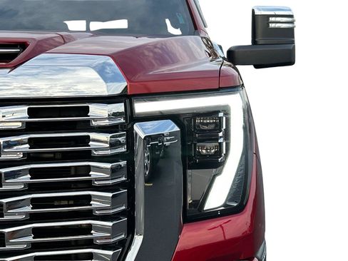 Used 2024 GMC Sierra 2500 Denali w/ Denali Reserve Package AWD/4WD image 13