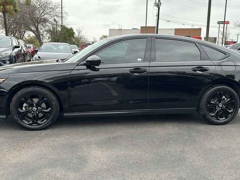 Used 2025 Honda Accord SE image 5