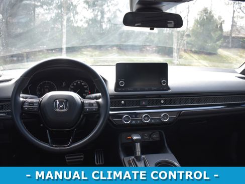 Used 2023 Honda Civic Sport image 10
