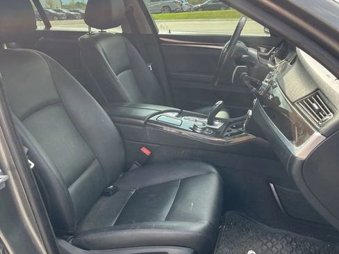 Used 2014 BMW 528i xDrive Sedan AWD/4WD image 23