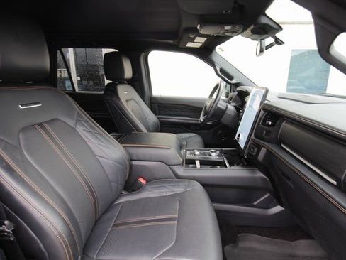 Used 2023 Ford Expedition Max Platinum image 41