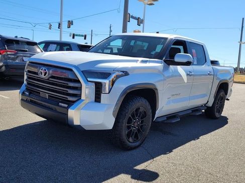 New 2025 Toyota Tundra Limited image 3