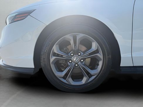 Used 2023 Honda Accord EX image 34